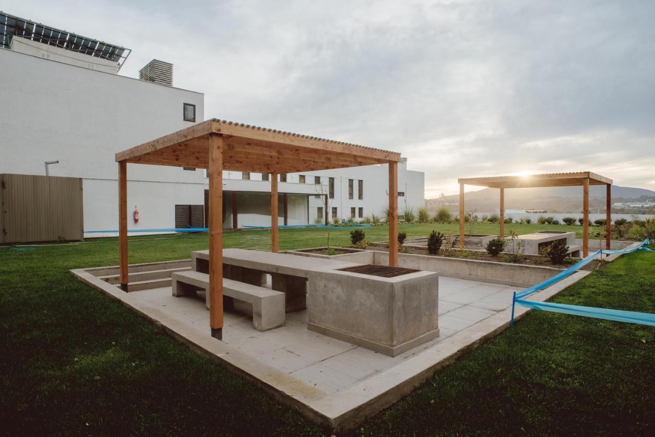 Sunset Boulevard -2Br, 4 Beds, Parking & Wifi Concon Exterior photo